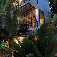 Voraman Hut