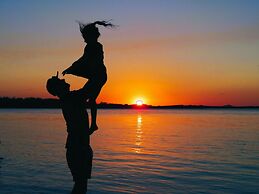 Coomera Houseboat Holidays
