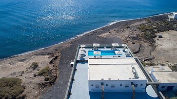 Thirassia Paradise Suites