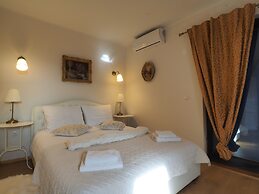 Guest house Sara Latin