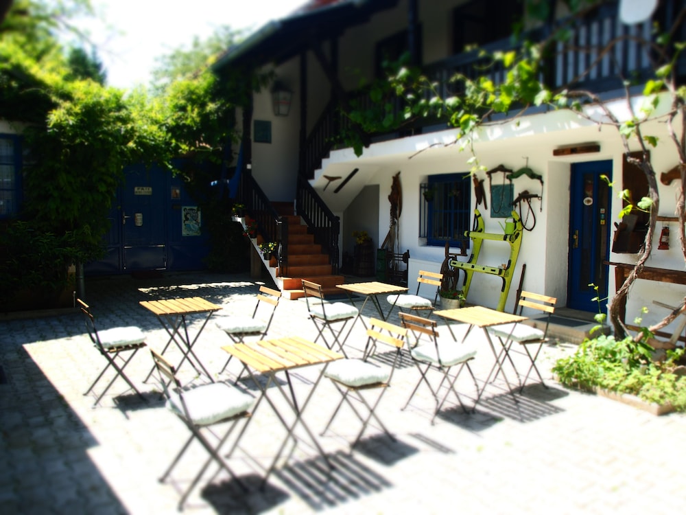 Guest house Sara Latin