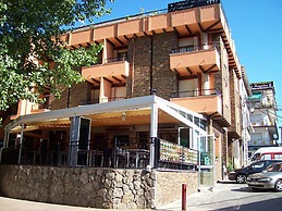 Hotel El Puente