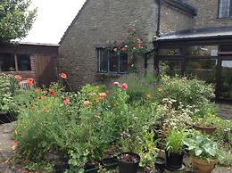 189 April Cottage