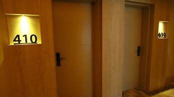 Snowdora Hotel