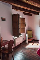 Le Petit Chateau