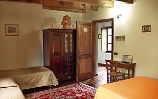 Le Petit Chateau