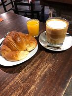 Pensión San Antón - Hostel