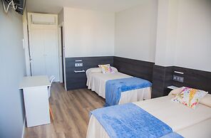 Pensión San Antón - Hostel