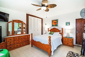 Coconut Palms Inn On The Beach
