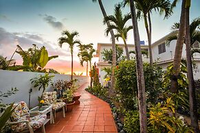 Coconut Palms Inn On The Beach