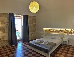 Reusuite Authentic Sicilian Hospitality
