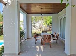 Pine Heights Villas