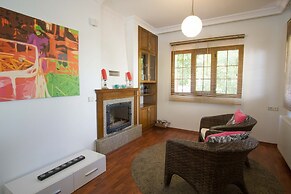 Villa Dolphin