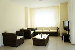 Aquamarine Apartments