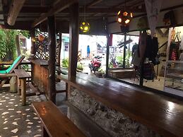 Mentawai Bagus - Hostel