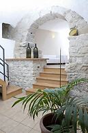 B&B Dinastia