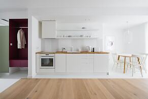Colors Apartments