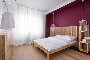Colors Apartments