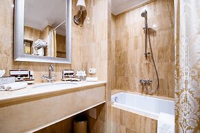Cosmonaut Hotel