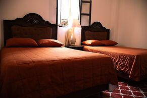 Lar Antiqua Hotel