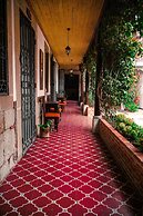 Lar Antiqua Hotel