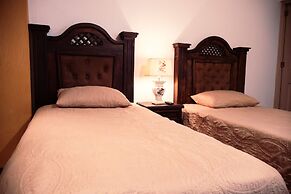 Lar Antiqua Hotel