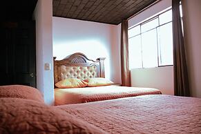 Lar Antiqua Hotel