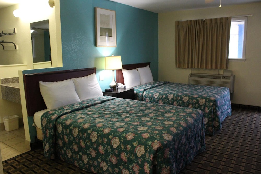 American Inn and Suites