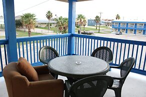 American Inn and Suites