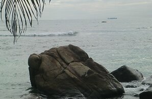 Happy Beach