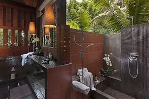 Chandra Residence