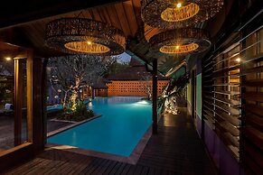 Chandra Residence
