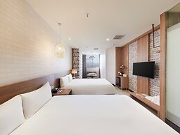 CHECK inn Yilan LuoDong