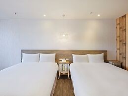 CHECK inn Yilan LuoDong