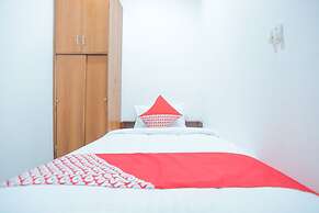 OYO 150 Harmoni Residence