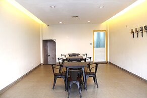 Ghurfati Hotel
