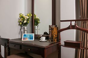 Halais Hotel
