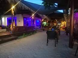 Avila's Horizon Dive Resort