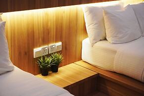 Lot 33 Boutique Hotel