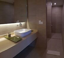 Lot 33 Boutique Hotel