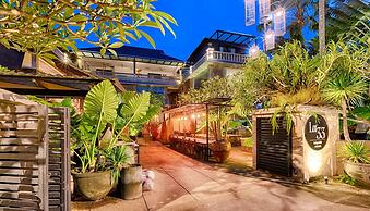 Lot 33 Boutique Hotel