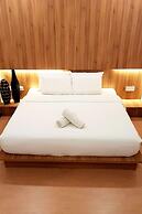 Lot 33 Boutique Hotel