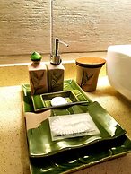 Lot 33 Boutique Hotel