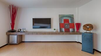 Lot 33 Boutique Hotel