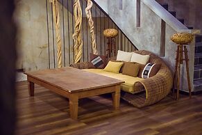 Lot 33 Boutique Hotel