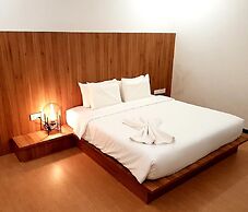 Lot 33 Boutique Hotel