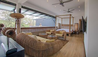 Lot 33 Boutique Hotel