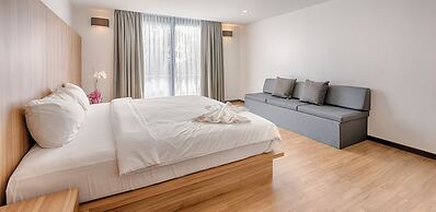 Lot 33 Boutique Hotel