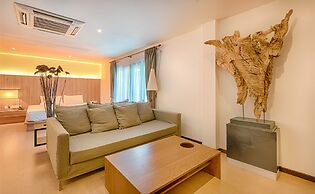 Lot 33 Boutique Hotel