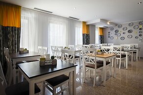 New Era Hotel Bucharest City